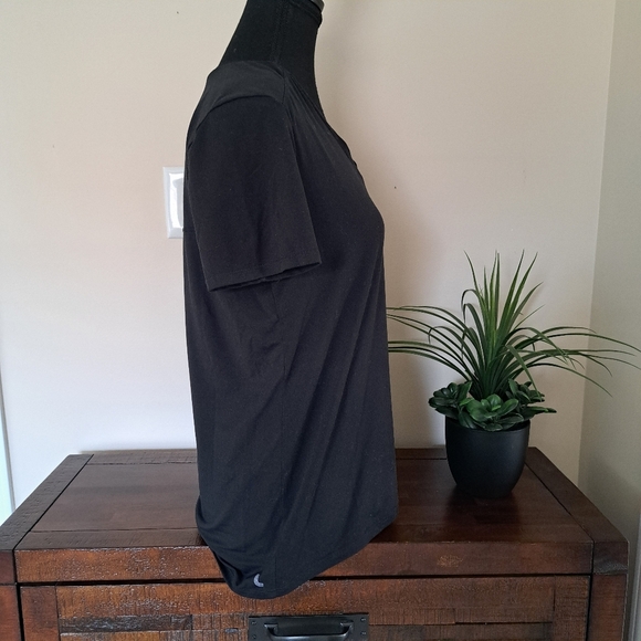 Lole Black V-neck Performance Tee Small Women's Short Sleeved Active T-shirt - Picture 3 of 10